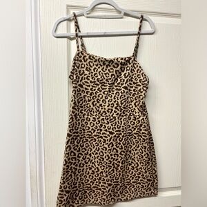 Cheetah print dress. Mini.